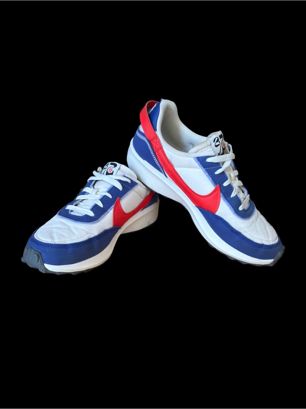 Nike Waffle Debut Men’s White/Blue/Red Low-Top Athletic Sneakers size 11